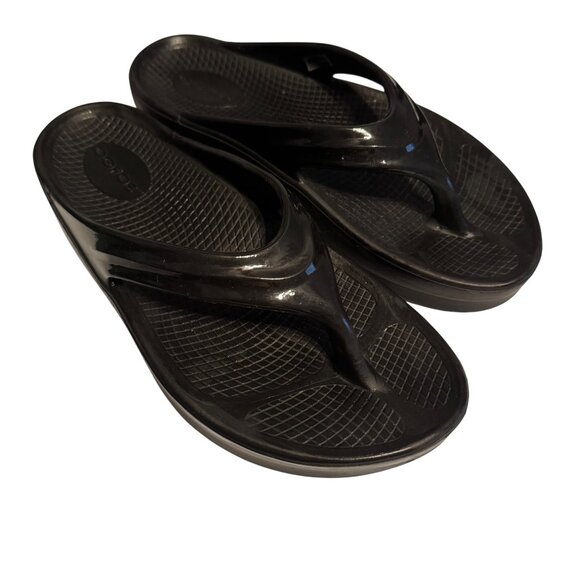Oofos Black Ooriginal Thong Sandals womens Recovery Flip Flops - Picture 1 of 12